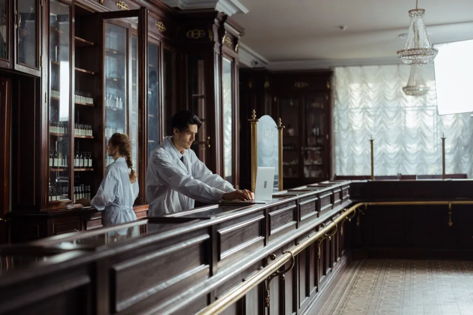 Vỉ thuốc cảm kèm hướng dẫn dùng